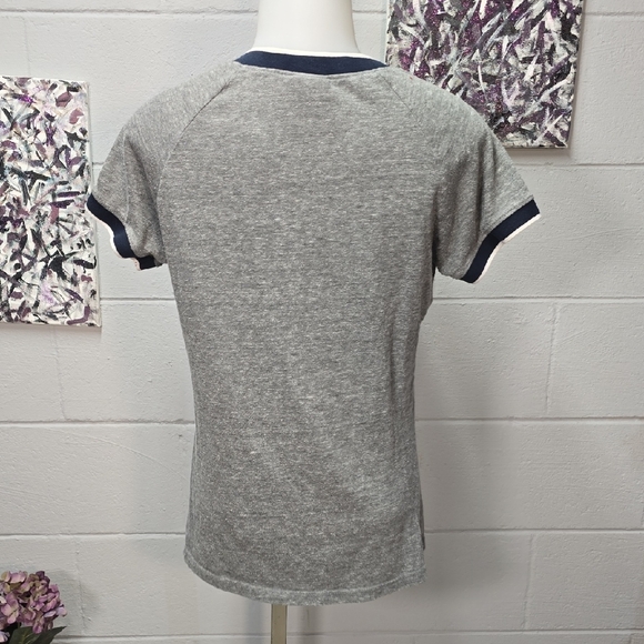 5th & Ocean Gray And Royal Blue Brewers V-Neck Tee - Picture 7 of 10